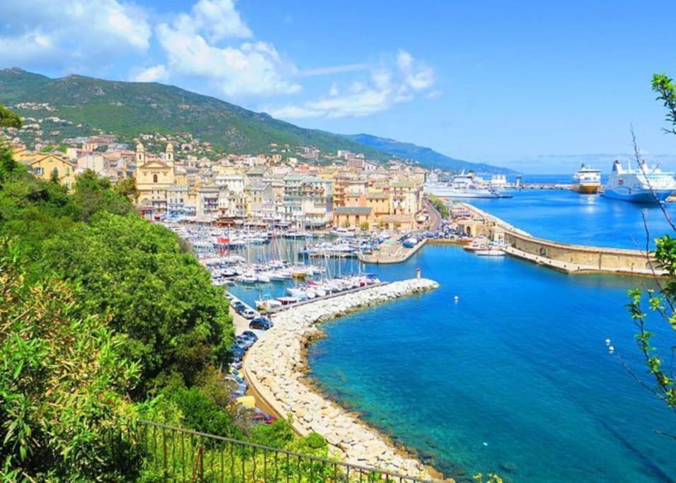 Charmant Studio Climatise Avec Parking, Au Coeur De Pietranera, Plage A 500M, Bastia A 2Km Ville-di-Pietrabugno ภายนอก รูปภาพ